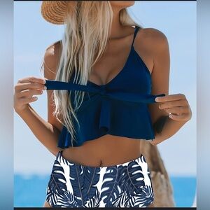 Navy Blue Ruffle Hem Front Tie Bikini Top – Size Small Adjustable Straps Padded
